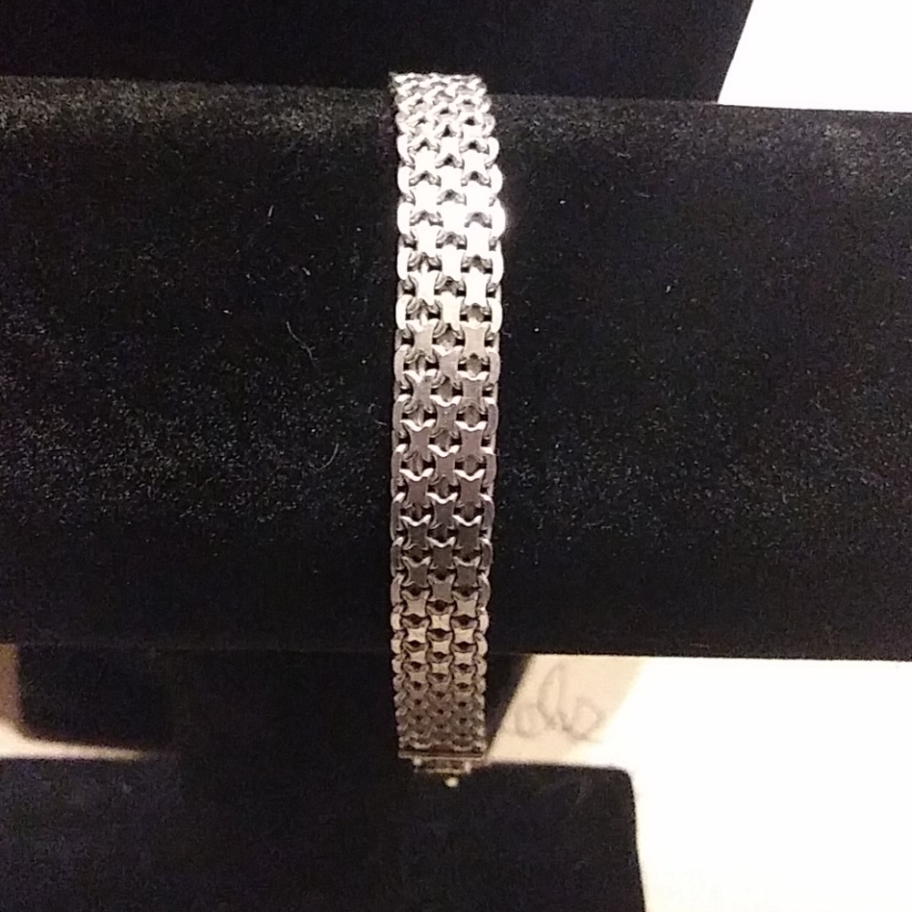 925 Sterling Silver Bracklet